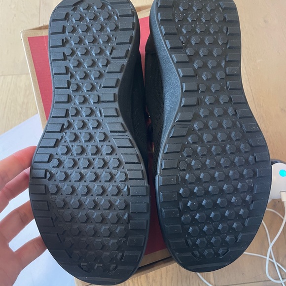 Vans ultra range rapid weld shoe - Picture 4 of 5